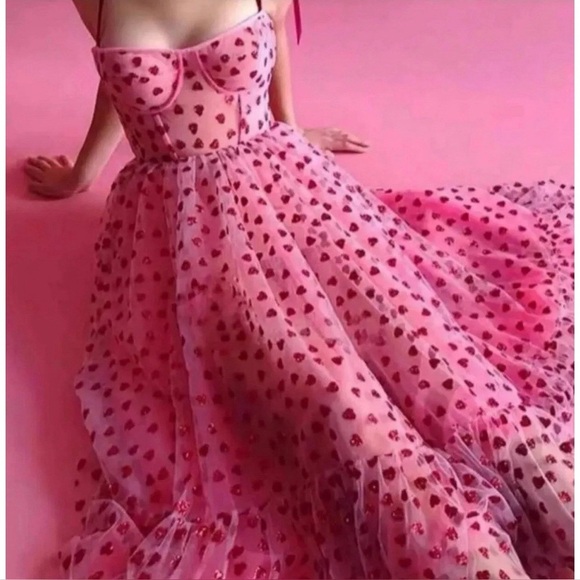 Betsey Johnson Dresses & Skirts - NWT Betsey Johnson Viral Heart Print VALENTINES DAY Dress in Pale Pink Trending